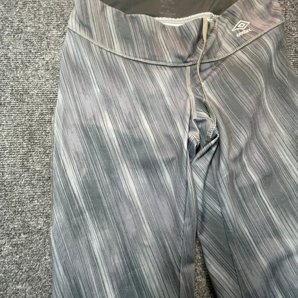 Umbro Capri Leggings Women M Gray Abstract Print Athletic Gym Workout Y2K Sporty